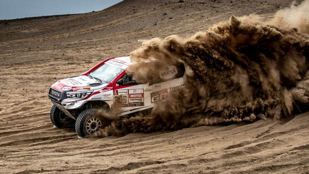 Ράλι Ντακάρ, ΕΔ4: Μονομαχία Αλ Ατίγια – Πετερανσέλ