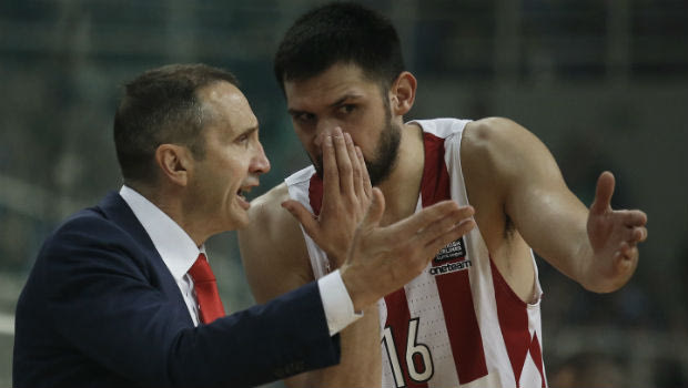 Ολυμπιακός: Ο Μπλατ περιμένει τον Παπανικολάου