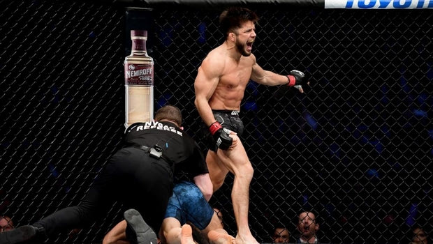 Henry Cejudo: Εξέθεσε τον Tj Dillashaw σε 32 δευτερόλεπτα! (VIDEO)