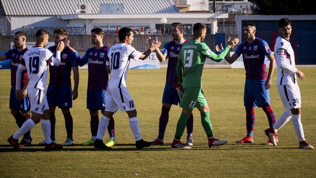 LIVE: Football League
