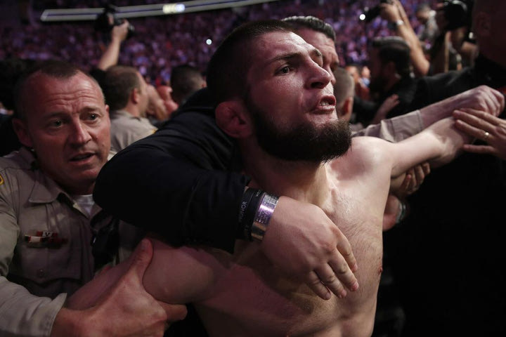 Khabib Nurmagomedov: “McGregor θα ζεις μία ζωή με την ντροπή”