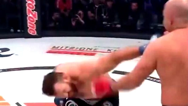 Fedor Emelianenko: O θρύλος γκρεμίστηκε σε 35 δευτερόλεπτα (VIDEO)