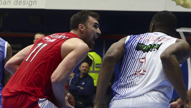 Χολαργός – Ολυμπιακός 68-73: Με την ψυχή στο στόμα οι “ερυθρόλευκοι”
