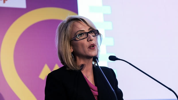 Ρένα Δούρου: “Όσο είμαι εγώ εδώ, θα το φτιάξουμε το σπίτι του βόλεϊ”