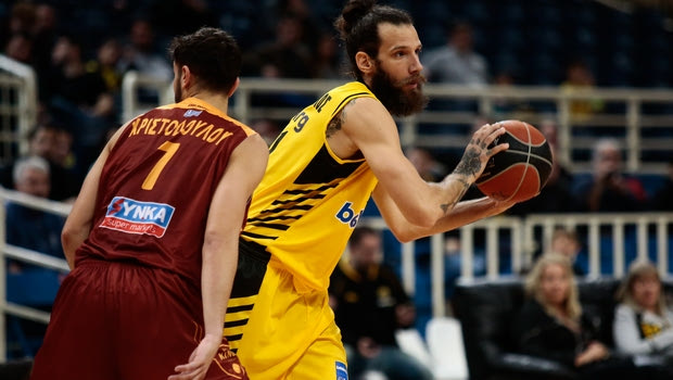 Ο Χάρης Γιαννόπουλος πήρε θέση για τη ρατσιστική επίθεση στον Θίοντορ