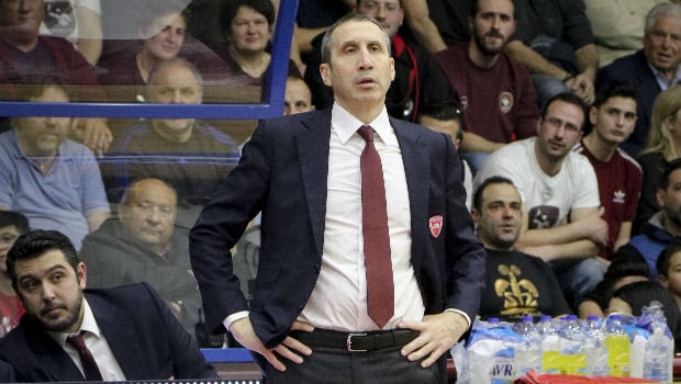 Μπλατ: “Ο Μιλουτίνοβ είπε πως νιώθει καλά, θα ξέρουμε την Δευτέρα”