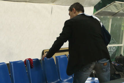 Ο Γιαννακόπουλος άφησε κόκκινο εσώρουχο στον πάγκο του Ολυμπιακού