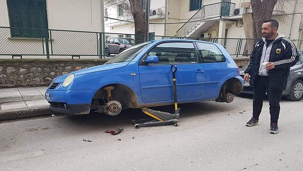 Τα σκασμένα λάστιχα και η νίκη της παράταξης του Βαϊου Καραγιάννη στην ΕΠΣ Καρδίτσας