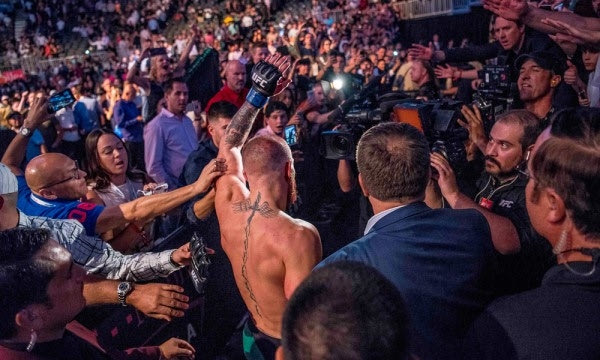 O ΜcGregor κάνει έμμεσο άνοιγμα στον Aldo για μάχη στη Βραζιλία