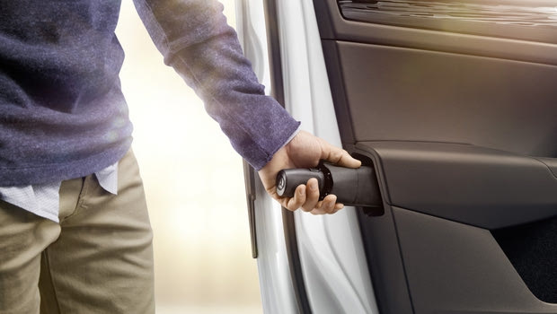 Η Skoda δίνει λύση και για την… ομπρέλα