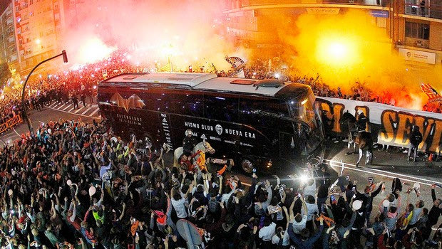 Η συγκλονιστική υποδοχή της Βαλένθια από τους οπαδούς της