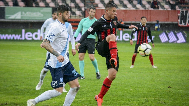 LIVE: Football League