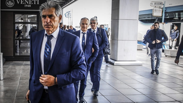 Εθνική Ελλάδας: Το κοστούμι και η γραβάτα του Άγγελου έκαναν τη διαφορά