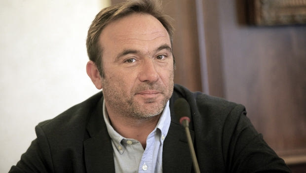 Πέτρος Κόκκαλης: “Αν θέλει, να με καθαιρέσει ο Δήμαρχος Γιάννης Μώραλης”