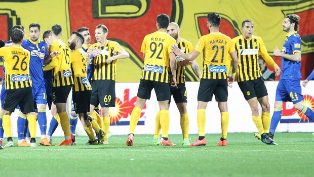 Άρης – ΑΕΚ 2-0: Ο Ροζ το δεύτερο γκολ των “κιτρίνων”