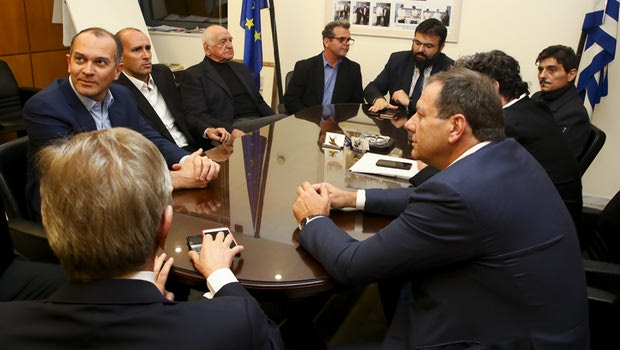 LIVE: Η σύσκεψη για το μπάσκετ
