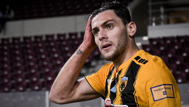 Championship καλεί Μπογέ
