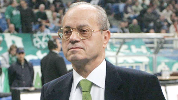 Θανάσης Γιαννακόπουλος: Σε λαϊκό προσκύνημα η σορός του