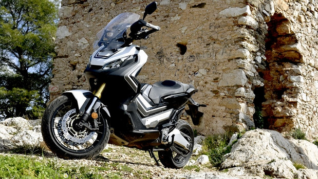 Στο δρόμο (και εκτός) με το Honda X-ADV