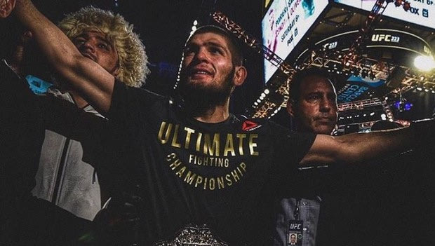 O Κhabib Nurmagomedov τα βάζει πάλι με αρκούδες