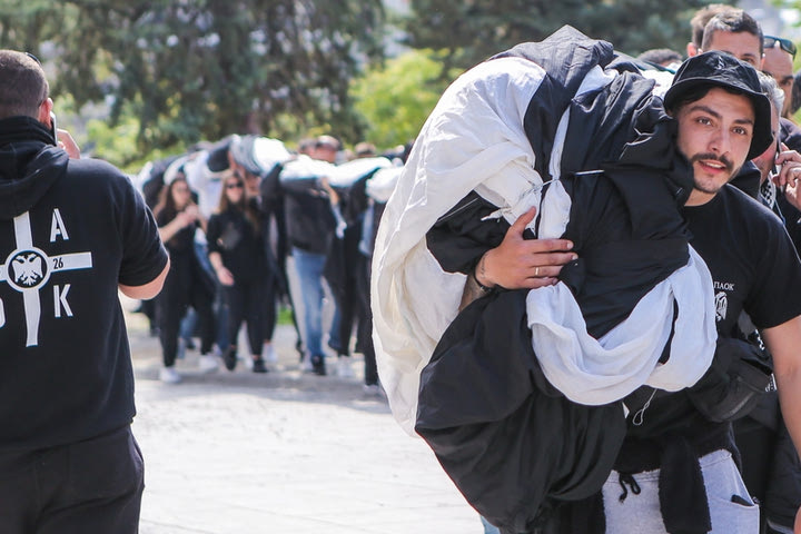 Το “Δεν μπορώ να περιμένω” του ΠΑΟΚ γύρισε σπίτι του: Το 24ωρο που η Θεσσαλονίκη δεν κοιμήθηκε