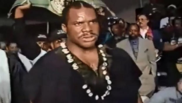 Ike Ibeabuchi: Η τρελή ιστορία του “νέου Tyson” που κατέληξε στην φυλακή