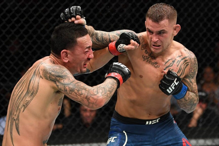 O Poirier έστειλε “Location” στον Khabib