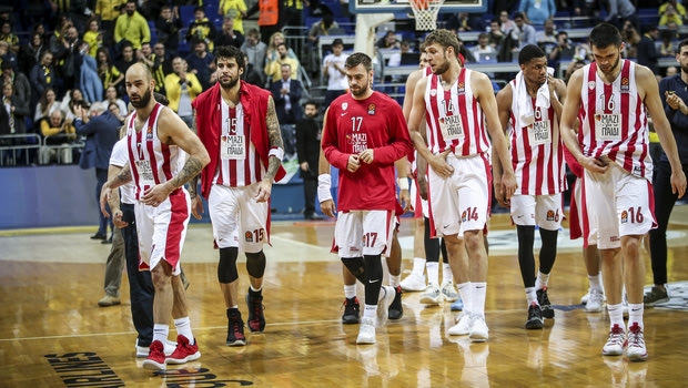 Λόγια – λόγια ψεύτικα στον Ολυμπιακό