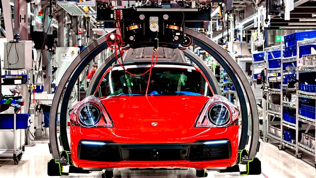 H Porsche μείωσε 75% τις εκπομπές CO2