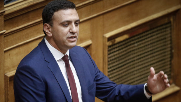 Παντρεύονται Βασίλης Κικίλιας και Τζένη Μπαλατσινού