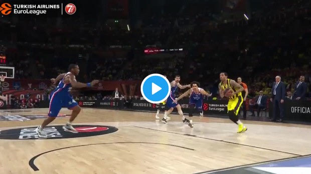 Φενέρμπαχτσε – Αναντολού Εφές: Το “αέρινο” lay-up του Έρικ Γκριν