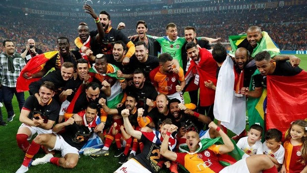 Γαλατάσαραϊ – Μπασακσεχίρ 2-1: Πρωταθλητής και στην Τουρκία ο Μήτρογλου