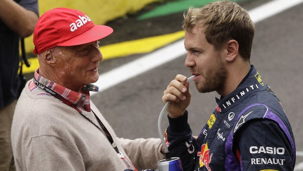 Formula 1: Με κράνος αφιερωμένο στον Λάουντα ο Φέτελ στο Μονακό