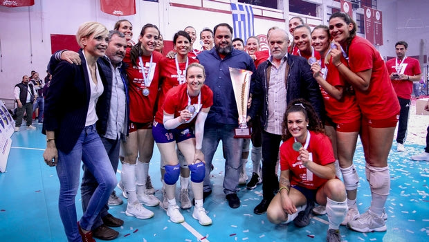 Με Μαρινάκη η φιέστα του Ολυμπιακού για το πρωτάθλημα
