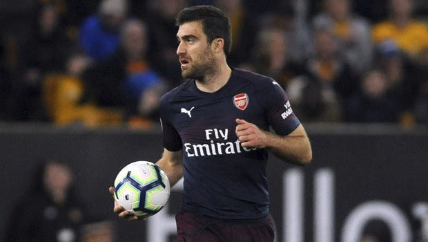 Παπασταθόπουλος: “Θέλω να παίζω στο Champions League, όχι στο Europa”