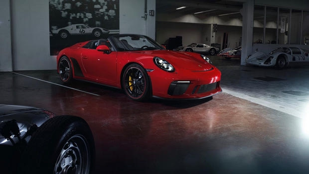Στην παραγωγή η νέα Porsche 911 Speedster των 510 ίππων