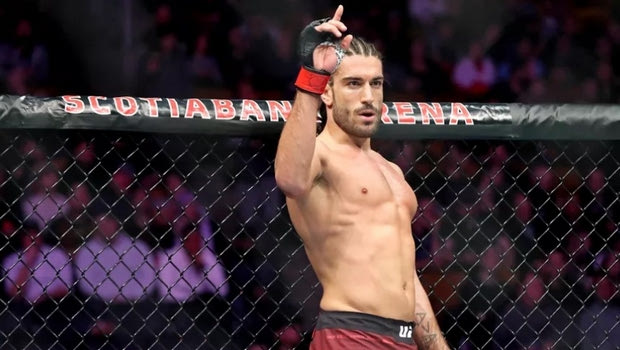 “Έκοψαν” τον Ηλία Θεοδώρου από το UFC