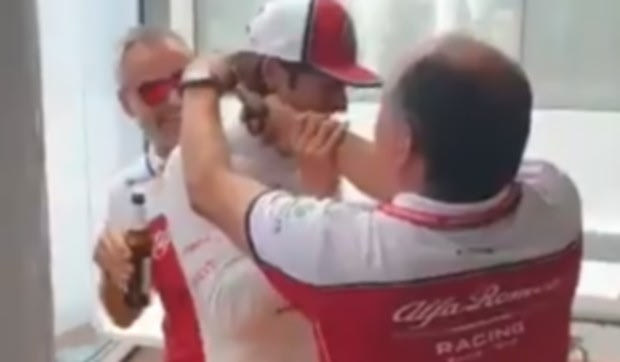 F1: Ο Τζιοβινάτζι πήρε τον πρώτο του βαθμό και τον κούρεψαν