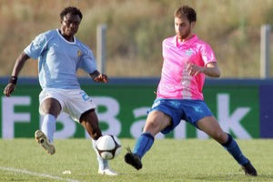 Τον 34χρονο Βραζιλιάνο επιθετικό Ζουαρί περιμένουν την Παρασκευή η διοίκηση του Εθνικού