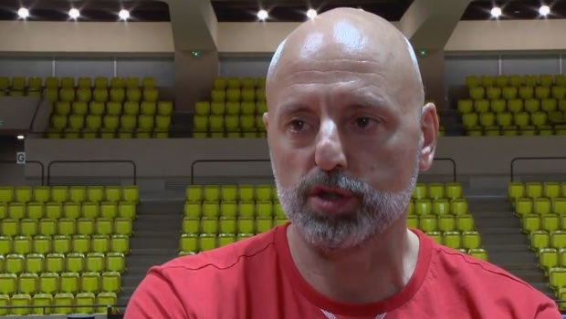 Η Μονακό κάνει λόγο για απάνθρωπες συνθήκες στο γήπεδο της Βιλερμπάν