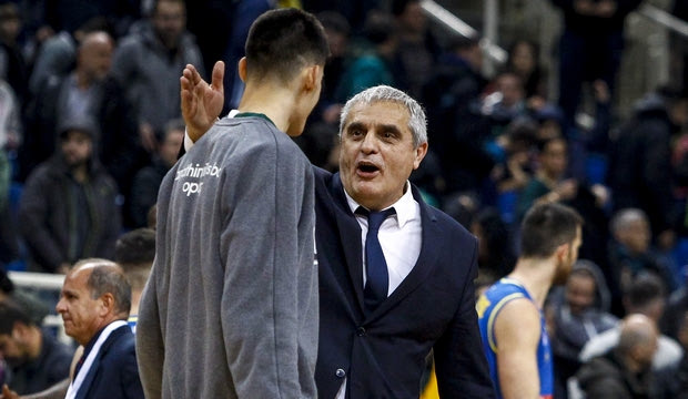 Προπονητής με… άντερα!