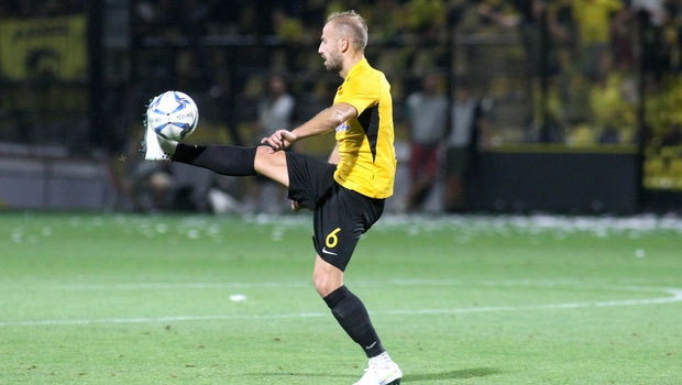 Άρης: Στη Melbourne Victory ο Μπάσα