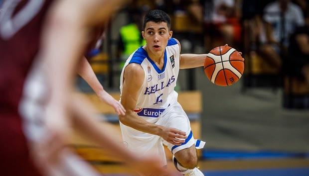 Εθνική U18: Ποδαρικό με νίκη και πολύ άγχος οι Έφηβοι