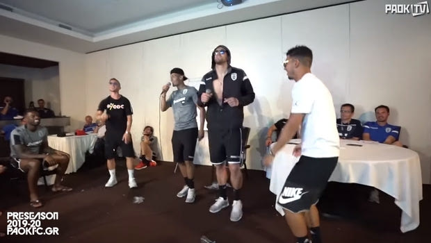 ΠΑΟΚ: Τρελό γέλιο στο karaoke πάρτι