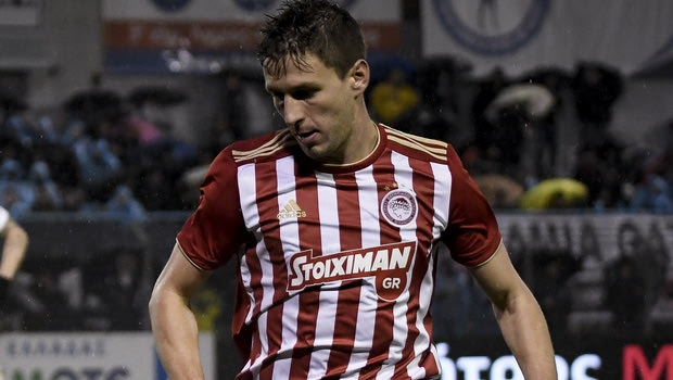 Εμιράτα, MLS, Ουέσκα και Μπράγκα για Σολδάνο