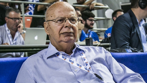 Ο Βασιλακόπουλος ζήτησε να κατέβουν οι φανέλες των Διαμαντίδη – Σπανούλη