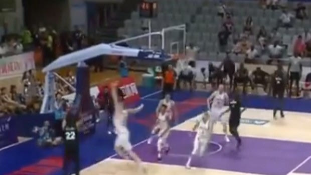 Νιγηρία – Πολωνία 87-84: Με buzzer-beater στην παράταση οι Νιγηριανοί!
