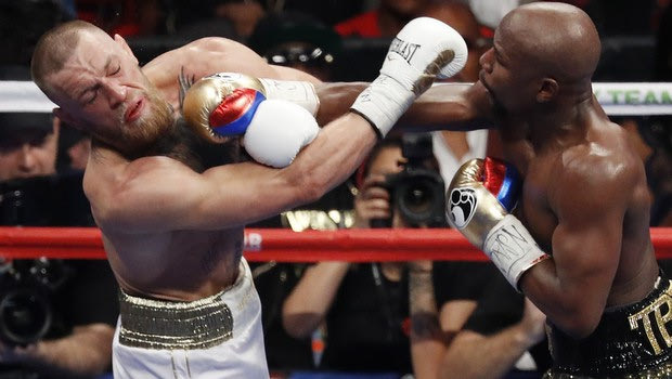 Πριν από 2 χρόνια ο Mayweather “τελείωσε” τον McGregor