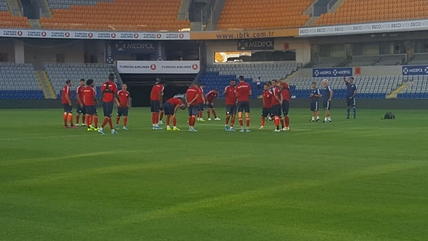 Ολυμπιακός: Videos από την προπόνηση στο “Fatih Terim Stadium”