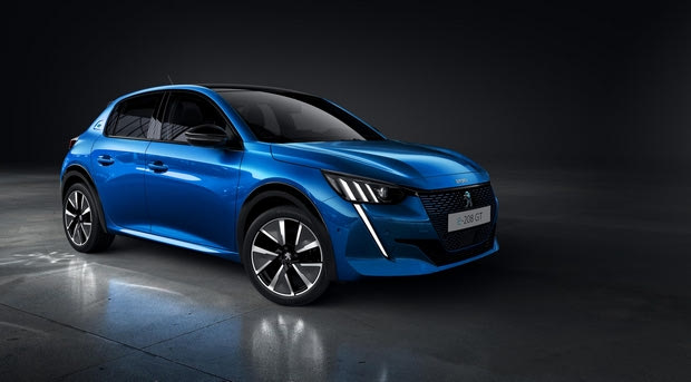 Κινητήρες και εξοπλισμοί για το νέο Peugeot 208